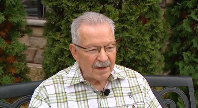 <i>KCCI via CNN Newsource</i><br/>A West Des Moines man said he and his wife are still waiting to receive the absentee ballots they requested by mail. Tom Deardorff and his wife of 45 years sent in their absentee request forms in September. He said they got confirmation that their ballots had been sent out by the Polk County auditor's office on Oct. 16.