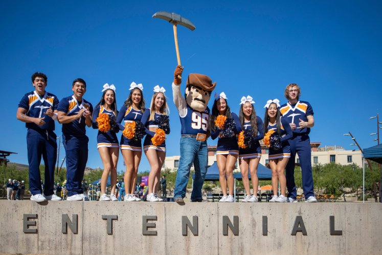 Utep Orange and Blue day