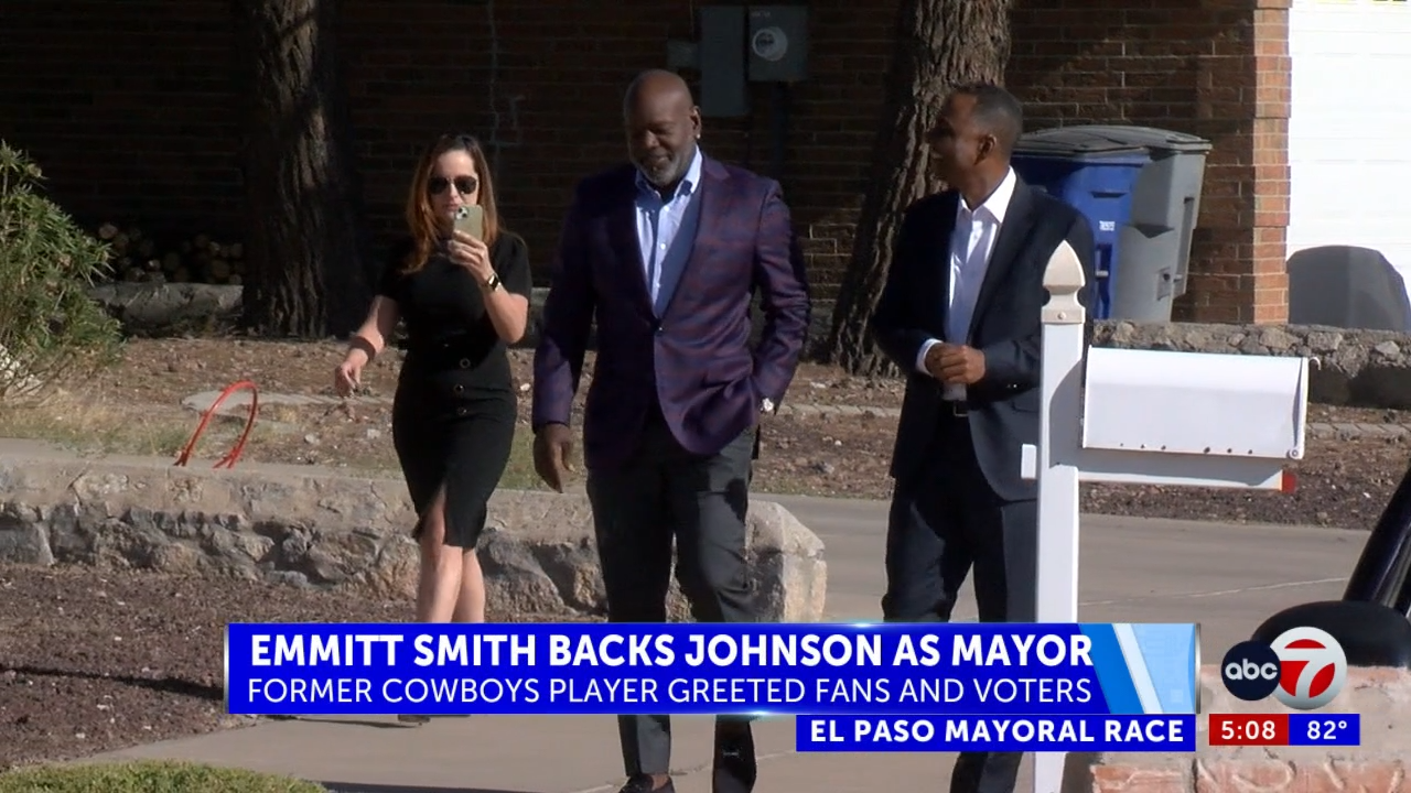 Former Dallas Cowboy Running Back Emmitt Smith Supports Renard Johnson ...