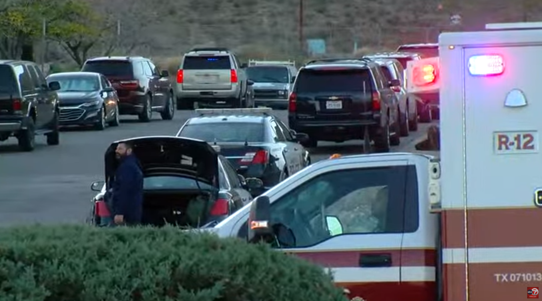 Man taken into custody after SWAT standoff in Northeast El Paso - KVIA