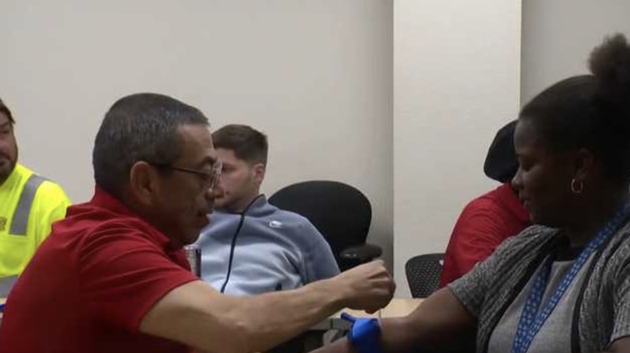 <i>KCRA via CNN Newsource</i><br/>Nightlife businesses across Sacramento had the chance to learn how to save a life on December 5. The city of Sacramento hosted a 