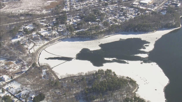 <i>WBZ via CNN Newsource</i><br/>Lake Wenham in Beverly