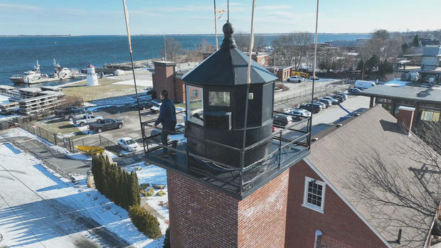 <i>WBZ via CNN Newsource</i><br/>The Newburyport Rear Range Lighthouse offers dinner at the top and an incredible view.