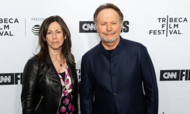 (From left) Janice Crystal and Billy Crystal in New York in 2018.