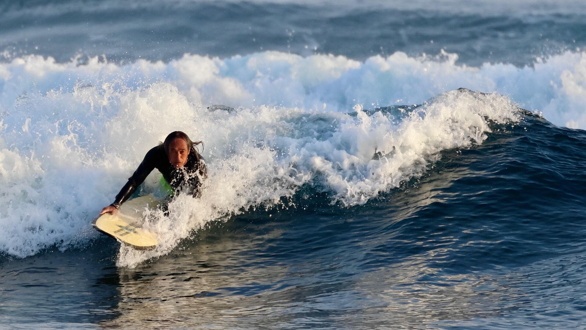 'so Happy': Shark Attack Victim Surfing Again After Recovery - Kvia