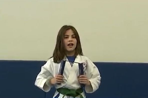 <i>KABC via CNN Newsource</i><br/>10-year-old Eden Savoain
