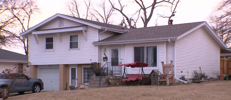 <i>KETV via CNN Newsource</i><br/>Ron Hernandez