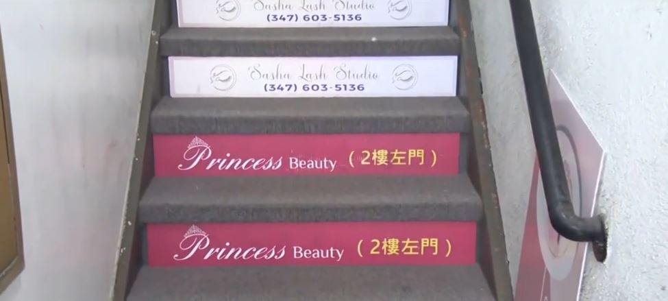 <i>WCBS via CNN Newsource</i><br/>Cosmetologist Fei Min is accused of repeatedly injecting unknown substances into the face