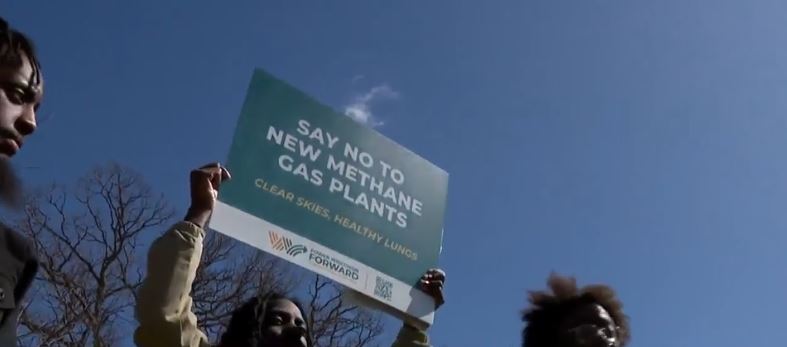 <i>WISN via CNN Newsource</i><br/>The proposed construction of a new natural gas power plant is sparking protest in Oak Creek. Outside a Public Service Commission hearing at the Oak Creek Community Center Tuesday