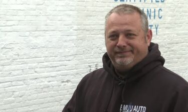 Stuller had dealt with graffiti on his own building twice and decided to take action.