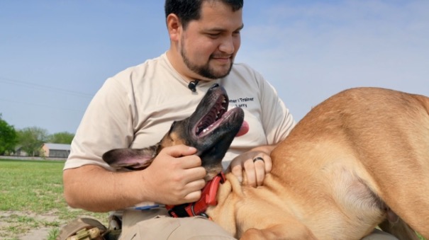 <i>KRIS via CNN Newsource</i><br/>Army veteran Larry Vasquez is using his skills to volunteer with the nonprofit Train a Dog