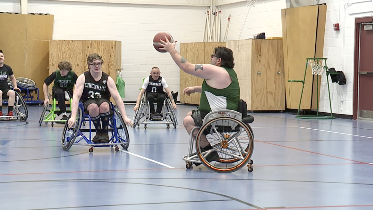 <i>WCPO via CNN Newsource</i><br/>Cincinnati Dragons wheelchair basketball pick-up game.
