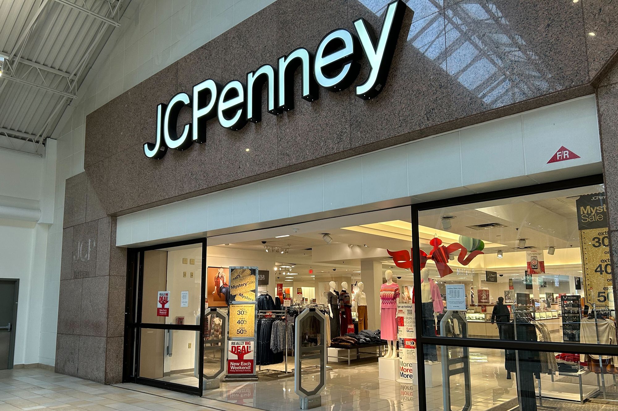 <i>Anne D'Innocenzio/AP via CNN Newsource</i><br/>JCPenney's parent company