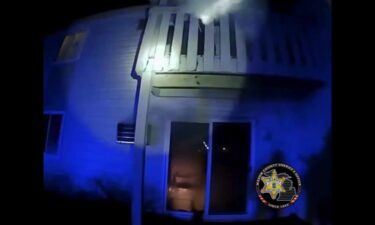 The quick thinking of a sheriff's deputy rescued several people from a life-threatening situation during an apartment fire.
