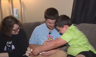 A 9-year-old Ohio boy's quick thinking saving the life of his pregnant mother and his unborn baby sister. His family now calling him their hero. "My mom could have died