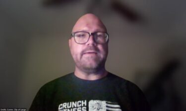 The post by longtime City Commissioner Michael Smith accuses the Largo Police Department of misconduct.