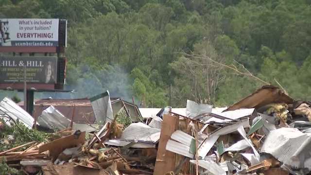 <i>WLKY via CNN Newsource</i><br/>Members of a trailer park in London
