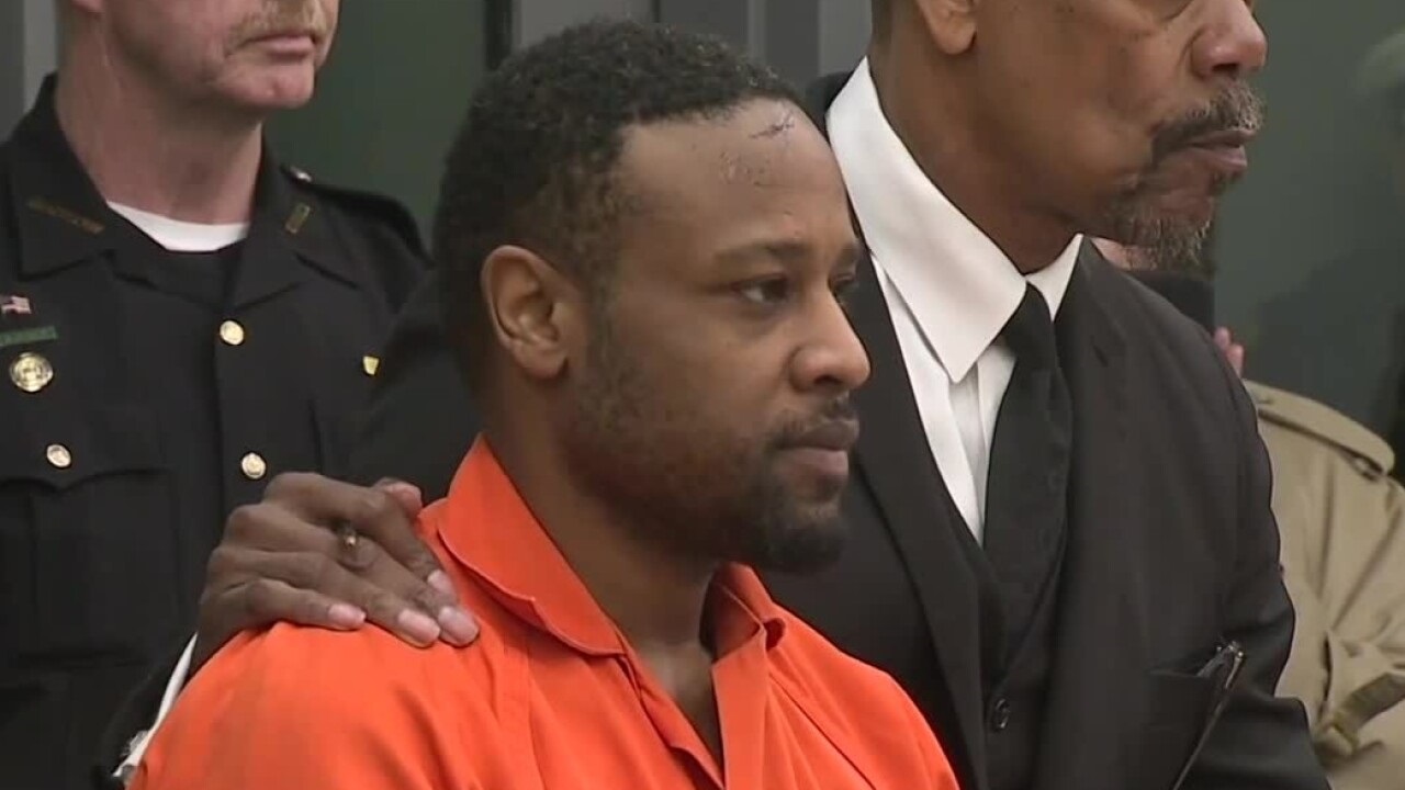 <i>WCPO via CNN Newsource</i><br/>Rodney Hinton Jr. was in court on Tuesday for a bond hearing.