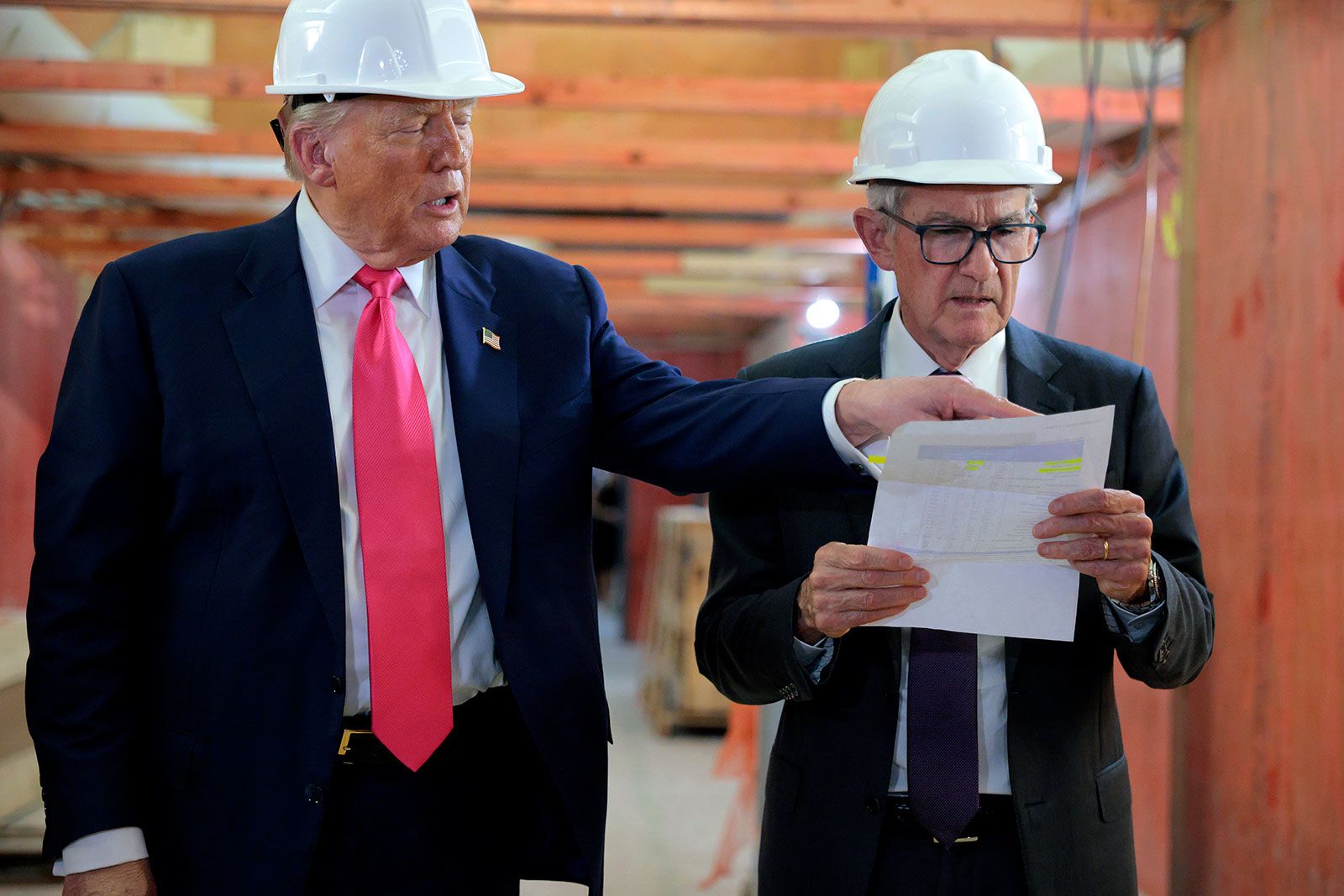<i>Chip Somodevilla/Getty Images via CNN Newsource</i><br/>Stuart Levenbach (center) stands with Donald Trump.