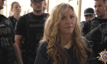 Lori Vallow Daybell leaving an Arizona jail to be and flown back to Idaho