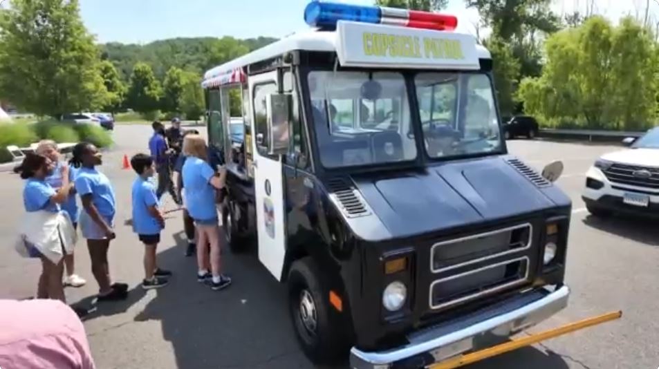 <i>WABC via CNN Newsource</i><br/>A fudge pop may be a familiar order at your typical ice cream truck