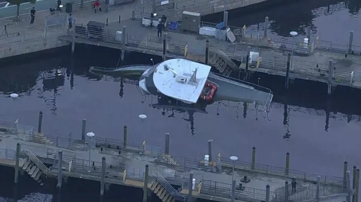<i>WCBS via CNN Newsource</i><br/>Nearly a dozen people had to be rescued when a boat started to sink Wednesday night in Brooklyn.