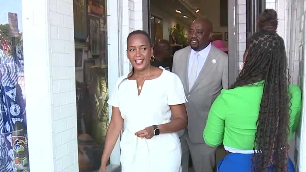 <i>WJCL via CNN Newsource</i><br/>Former Atlanta Mayor Keisha Lance Bottoms brought her 2026 gubernatorial campaign to Savannah on August 19 with Savannah Mayor Van Johnson joining her on a daylong tour through the Hostess City.