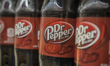 Keuring Dr Pepper will break up into a soft drinks company and a coffee group.