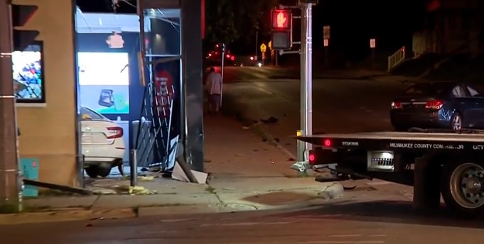 <i>WISN via CNN Newsource</i><br/>Officers confirmed Monday night to WISN 12 News that a Milwaukee police chase ended with a crash into a cellphone store.