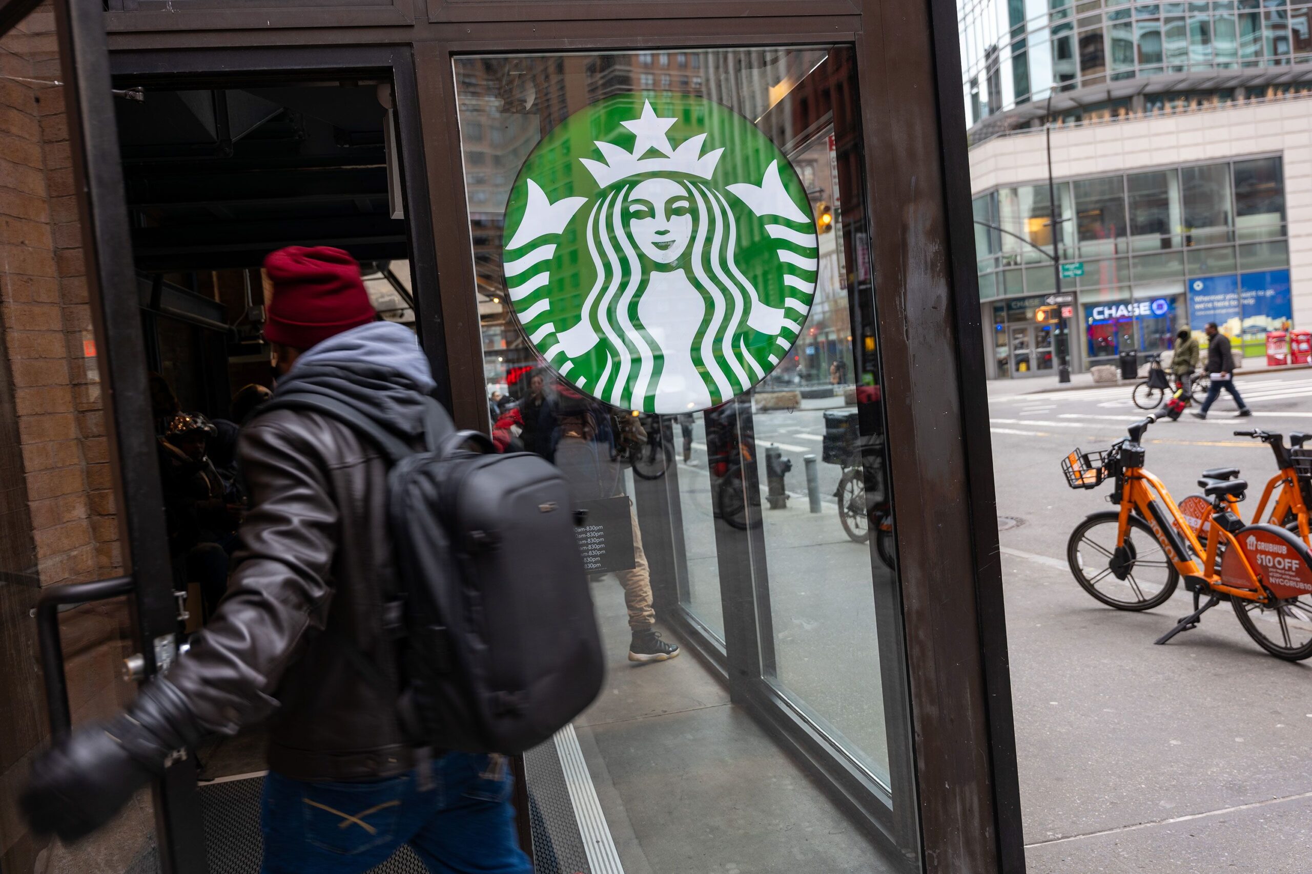 <i>Spencer Platt/Getty Images via CNN Newsource</i><br/>Starbucks is closing hundreds of locations in North America.