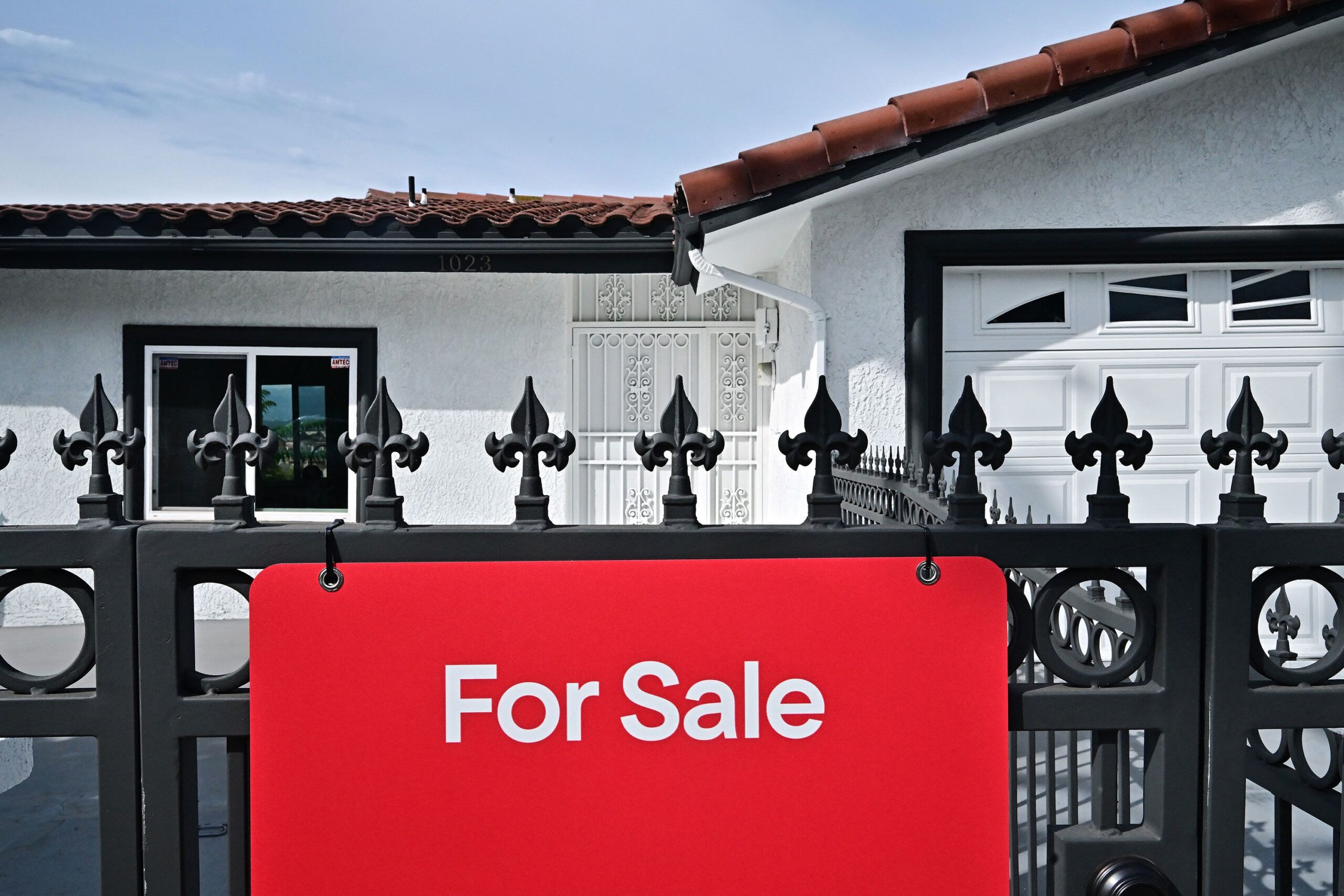 <i>Frederic J. Brown/AFP/Getty Images via CNN Newsource</i><br/>Millions of Americans secured ultra-low mortgage rates before the Federal Reserve began raising interest rates in 2022. Now