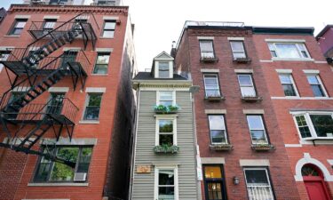 Number 44 Hull Street is so narrow that residents have to enter from the side.