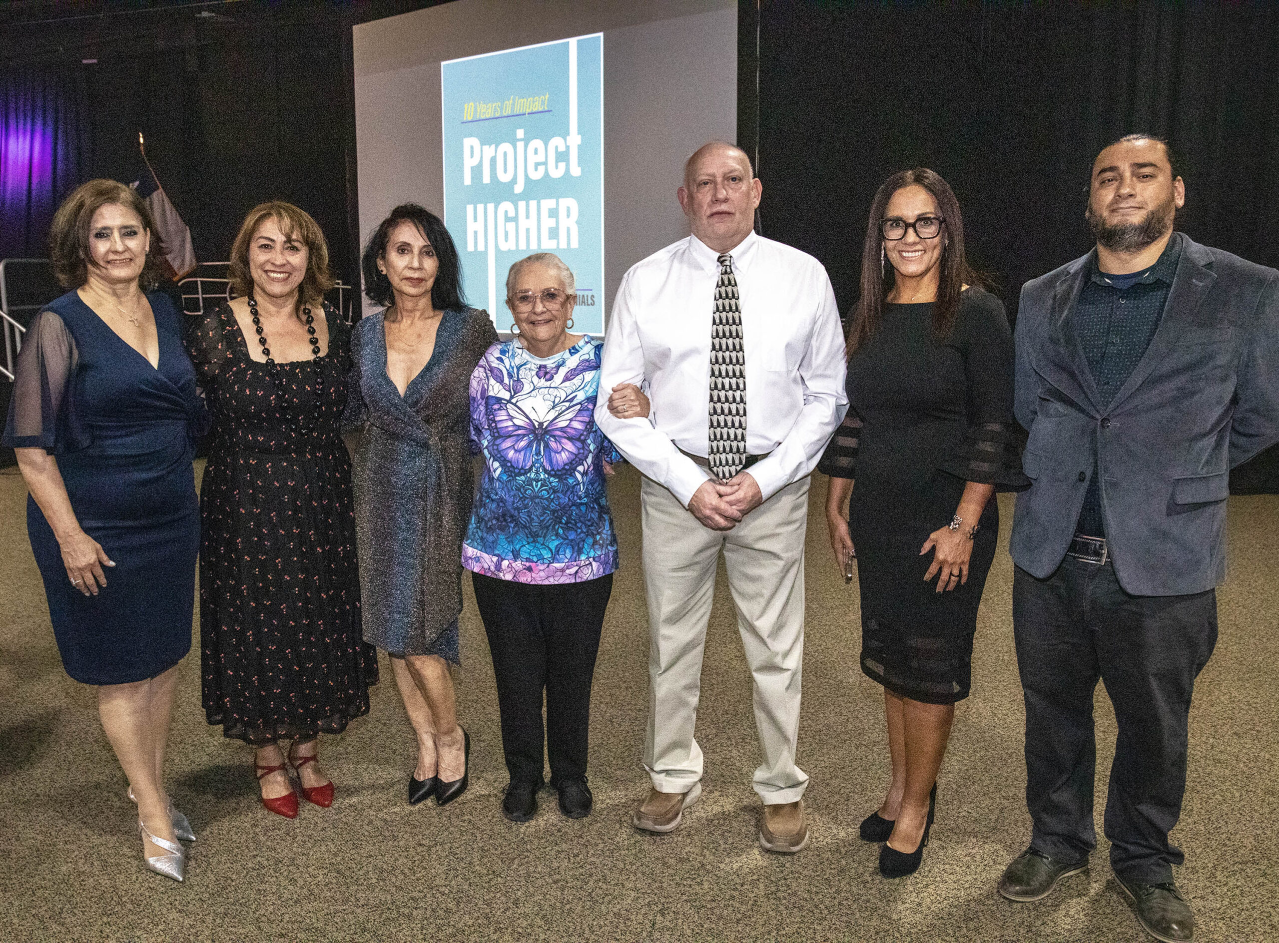 L-R: Marisela Lujan. Carmen Mondoza, Maria Lopez, Jan Lockhart, Bill Robness, Alejandra Mendoza and John Estrada.