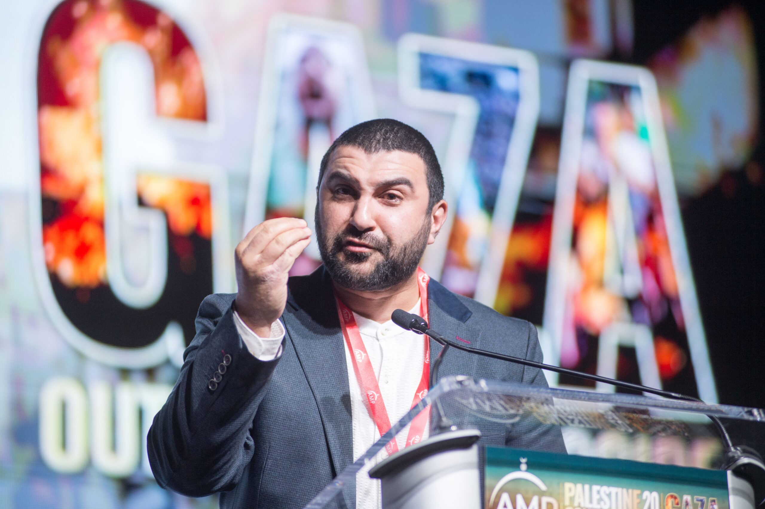 Sam Hamdi speaks at the 17th Annual Palestine Convention in Tinley Park