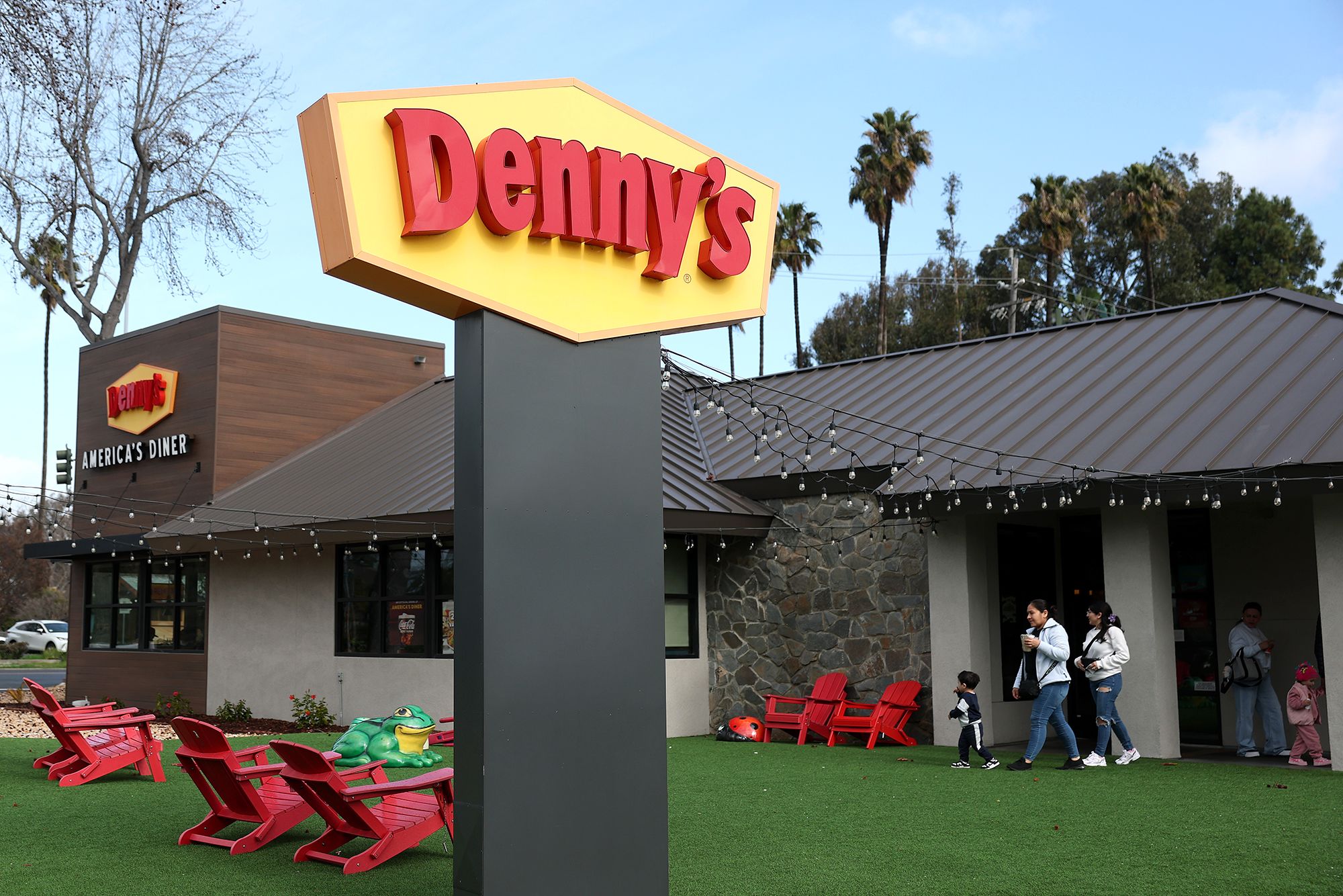 <i>Justin Sullivan/Getty Images via CNN Newsource</i><br/>Denny's
