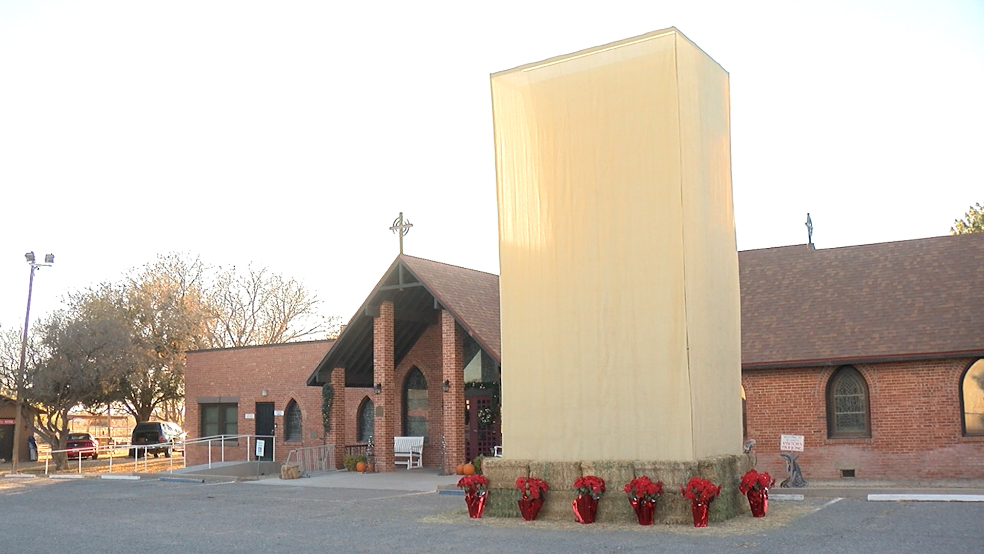 24 ft Luminaria lights up Anthony, New Mexico, ahead of Christmas