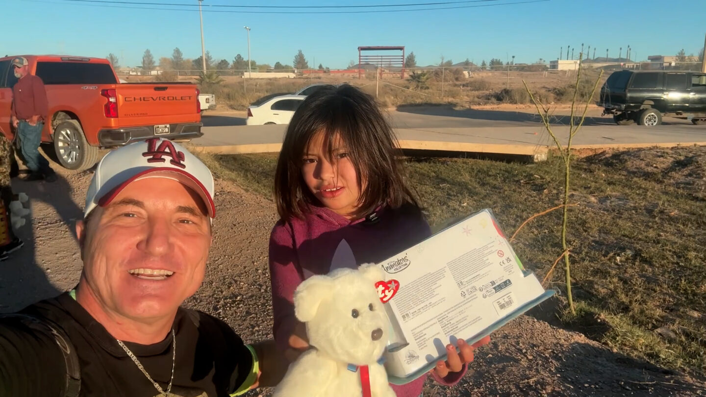 ABC-7 Anchor Paul Cicala reports from Agua Prieta, Sonora -Mexico- as hundreds of kids from poor barrios in this border city just west of the Chihuahua state line received gifts for Christmas.