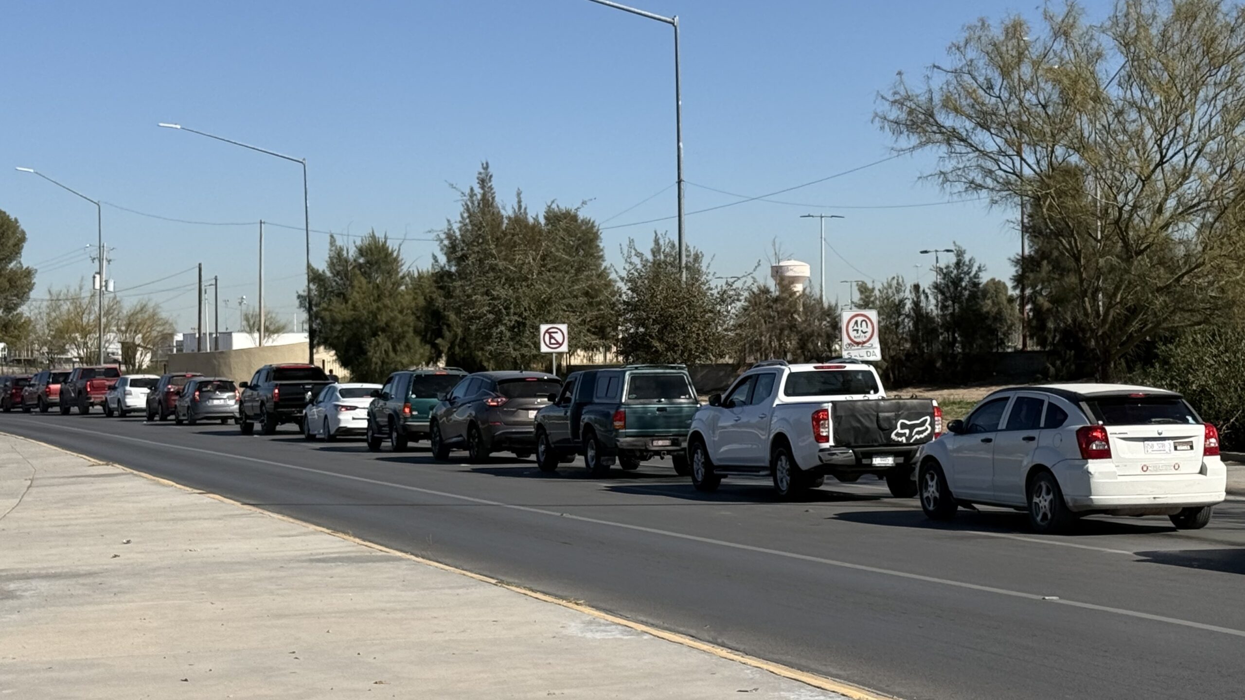 Borderland residents experience longer wait times at local ports of entry due to holiday shopping, travel