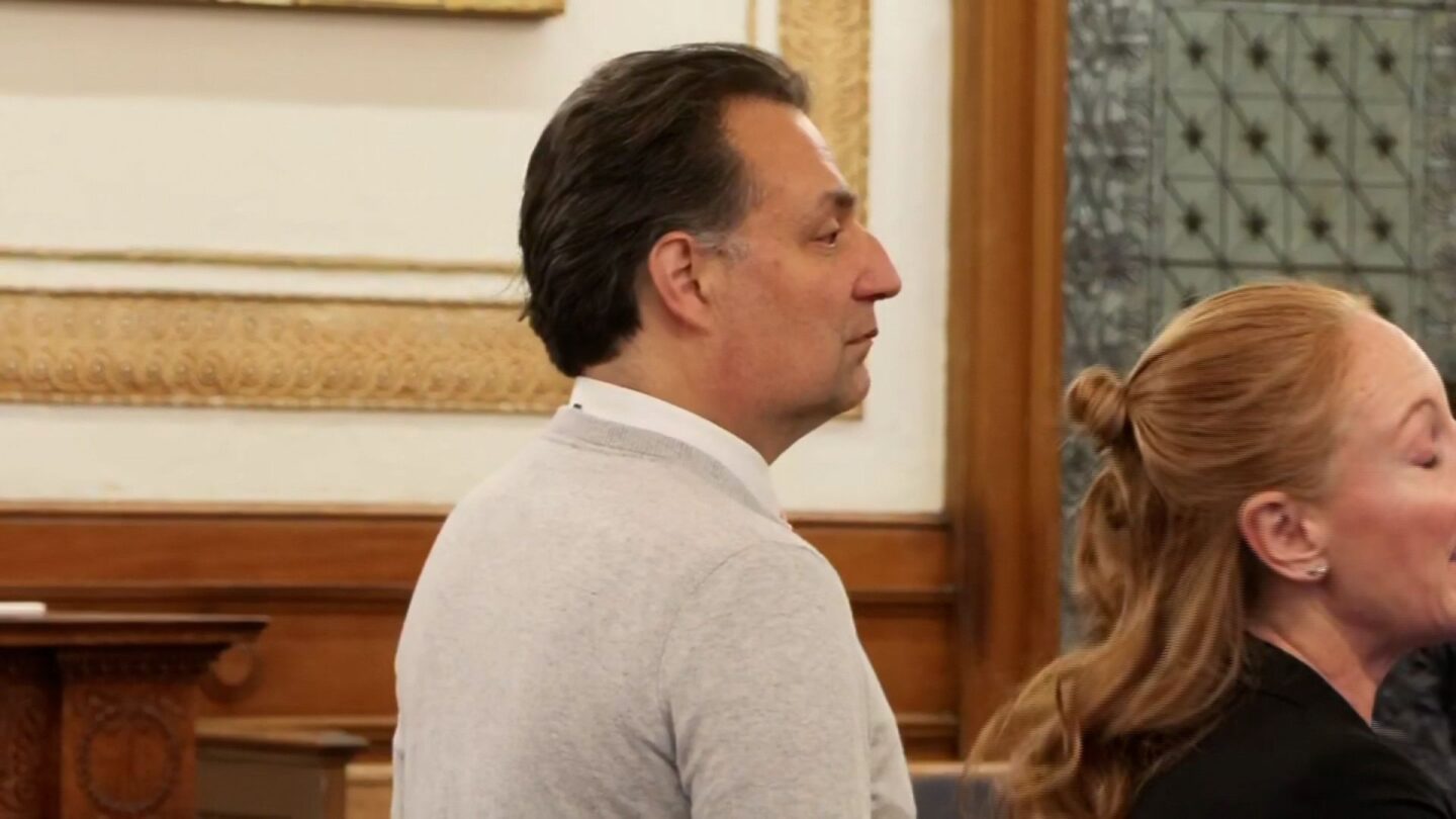 <i>Pool via CNN Newsource</i><br/>Saman Saleem