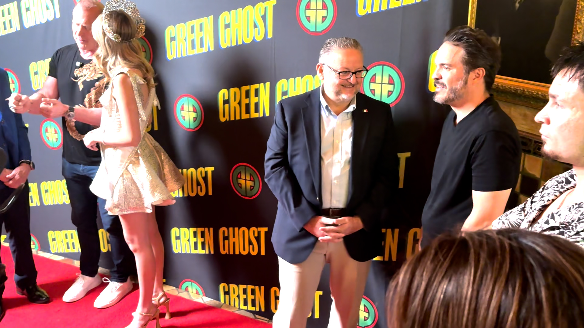 Free Spanish language screening of “Green Ghost” draws community to historic Plaza Theatre