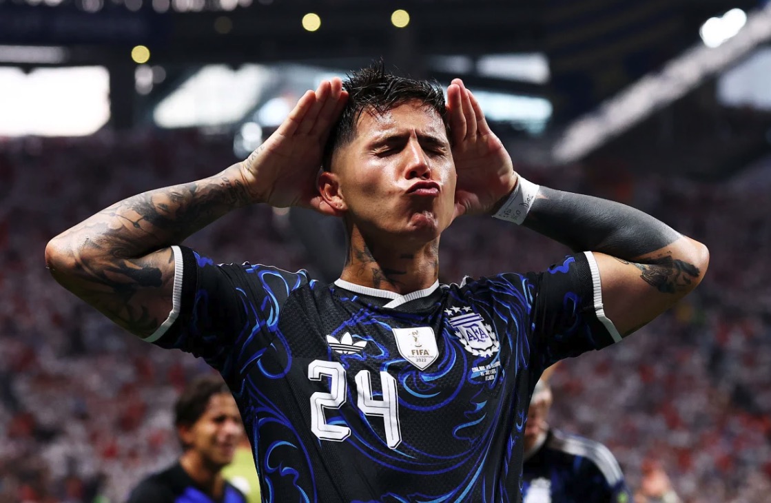 <i>Tom Weller/picture-alliance/dpa/AP via CNN Newsource</i><br/>Lautaro Martínez heads the winning goal past England's Jordan Pickford in second-half stoppage time.