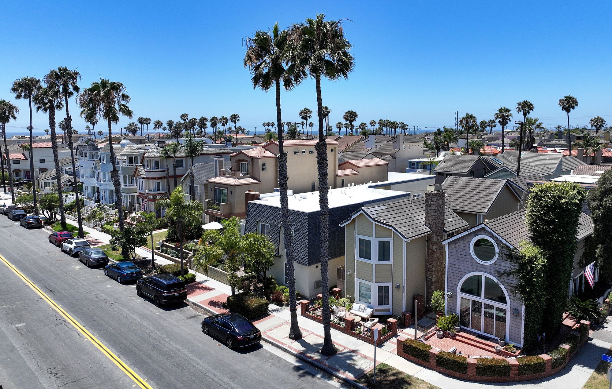 <i>Jeff Gritchen/MediaNews Group/Orange County Register/Getty Images via CNN Newsource</i><br/>There are signs that elevated mortgage rates are holding back buyers. Pending home sales in June fell by 5.4% month over month and by 0.3% since last year