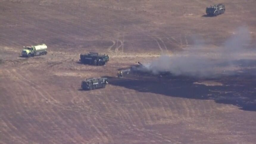 A fighter jet crashes in Miramar