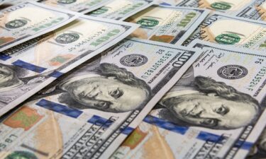 US dollar safe-haven status in 2026: De-dollarization explained for traders