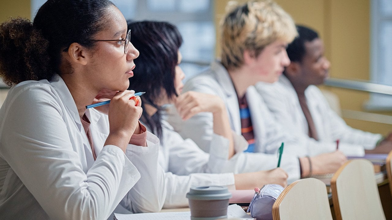 Medical school debt and refinancing: How borrowers are managing student loans