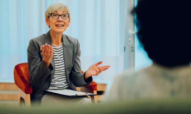 13 questions that lead to breakthroughs in therapy