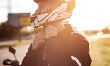 What percentage of motorcycle riders get in accidents?