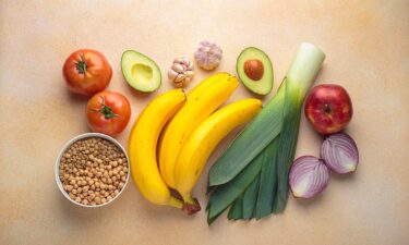 Prebiotics vs. probiotics: What&rsquo;s the difference?