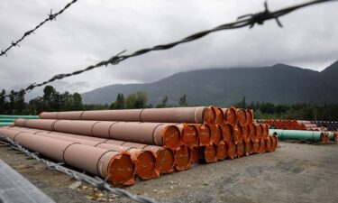 Most Canadians want a pipeline. Nobody wants to pay for it