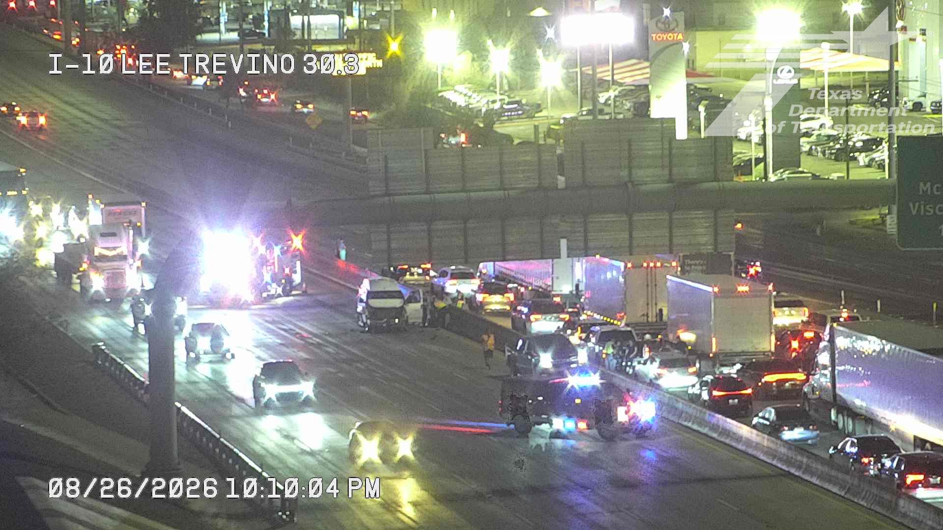 Person lay on roadway before deadly crash on I-10 at Lee Trevino: Police